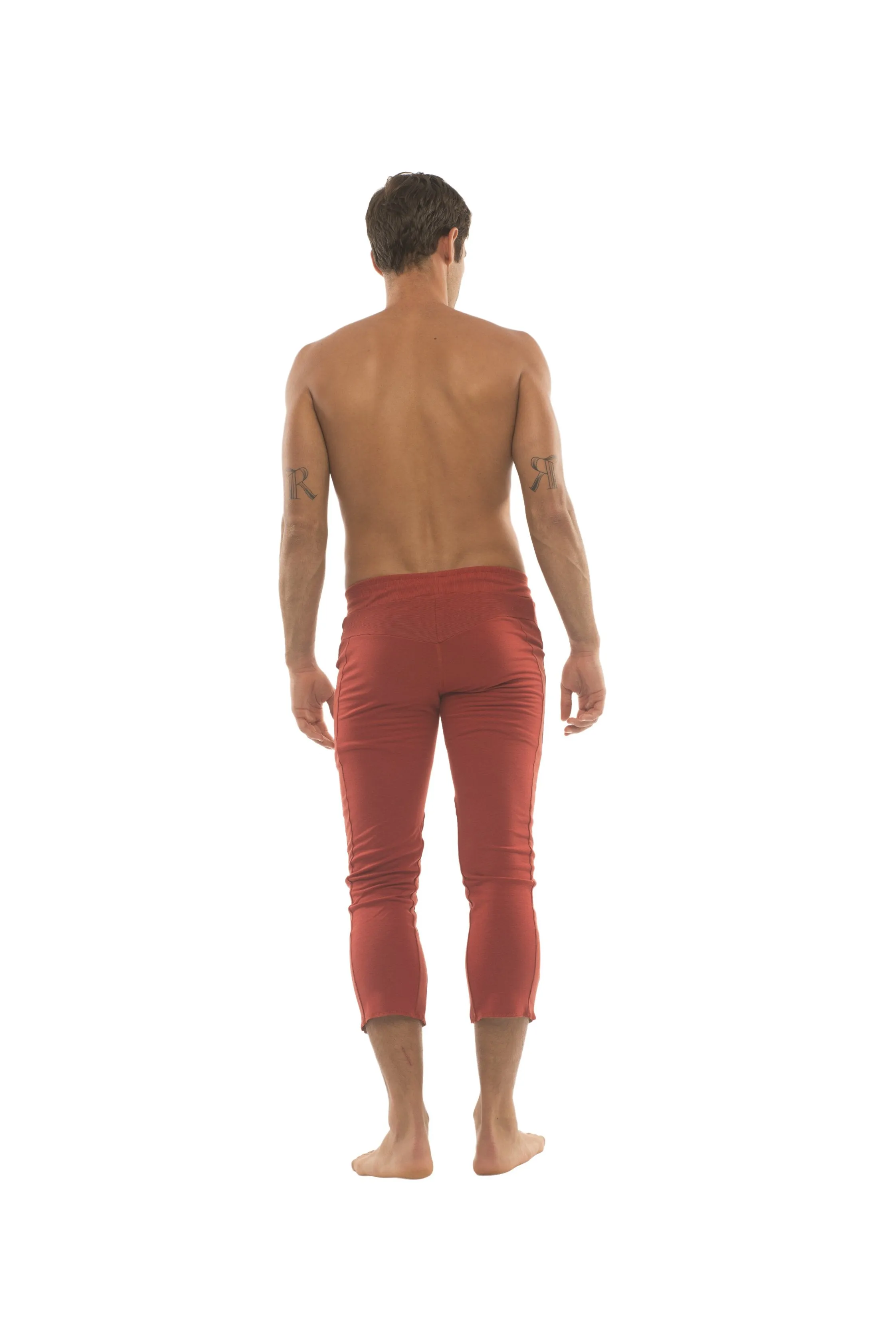 4/5 Zipper Pocket Capri Yoga Pants (Solid Cinnabar Red)