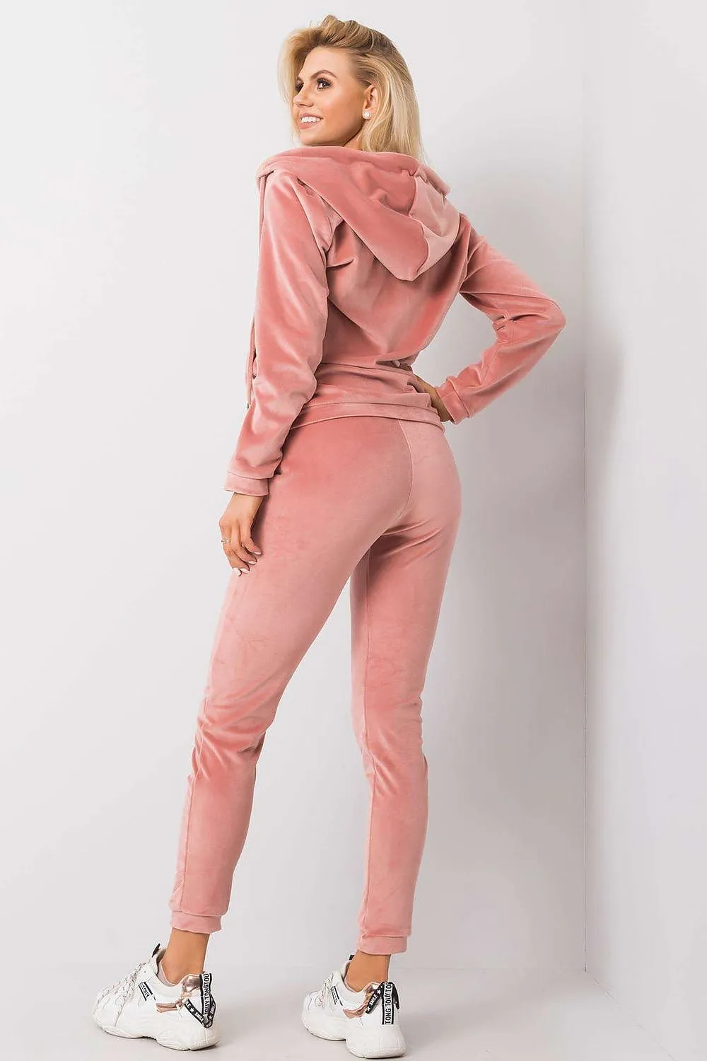 Chic Velour Lounge Set with Zippered Hoodie and Coordinating Trousers