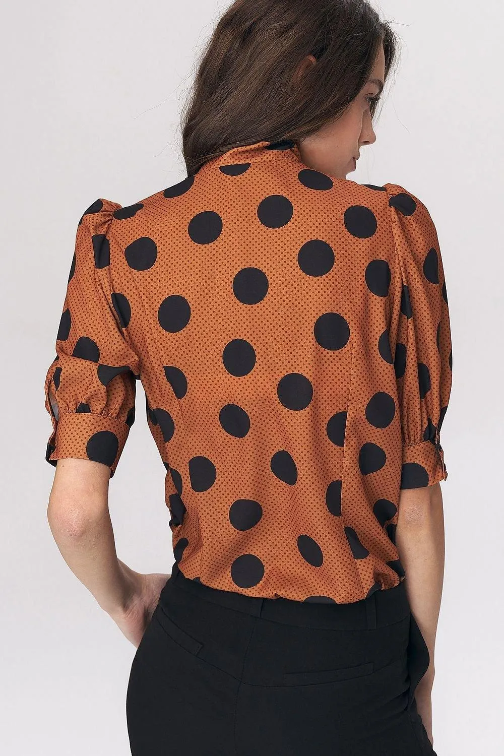 Chic Viscose Blouse with Elbow Sleeves and Stylish Neckline