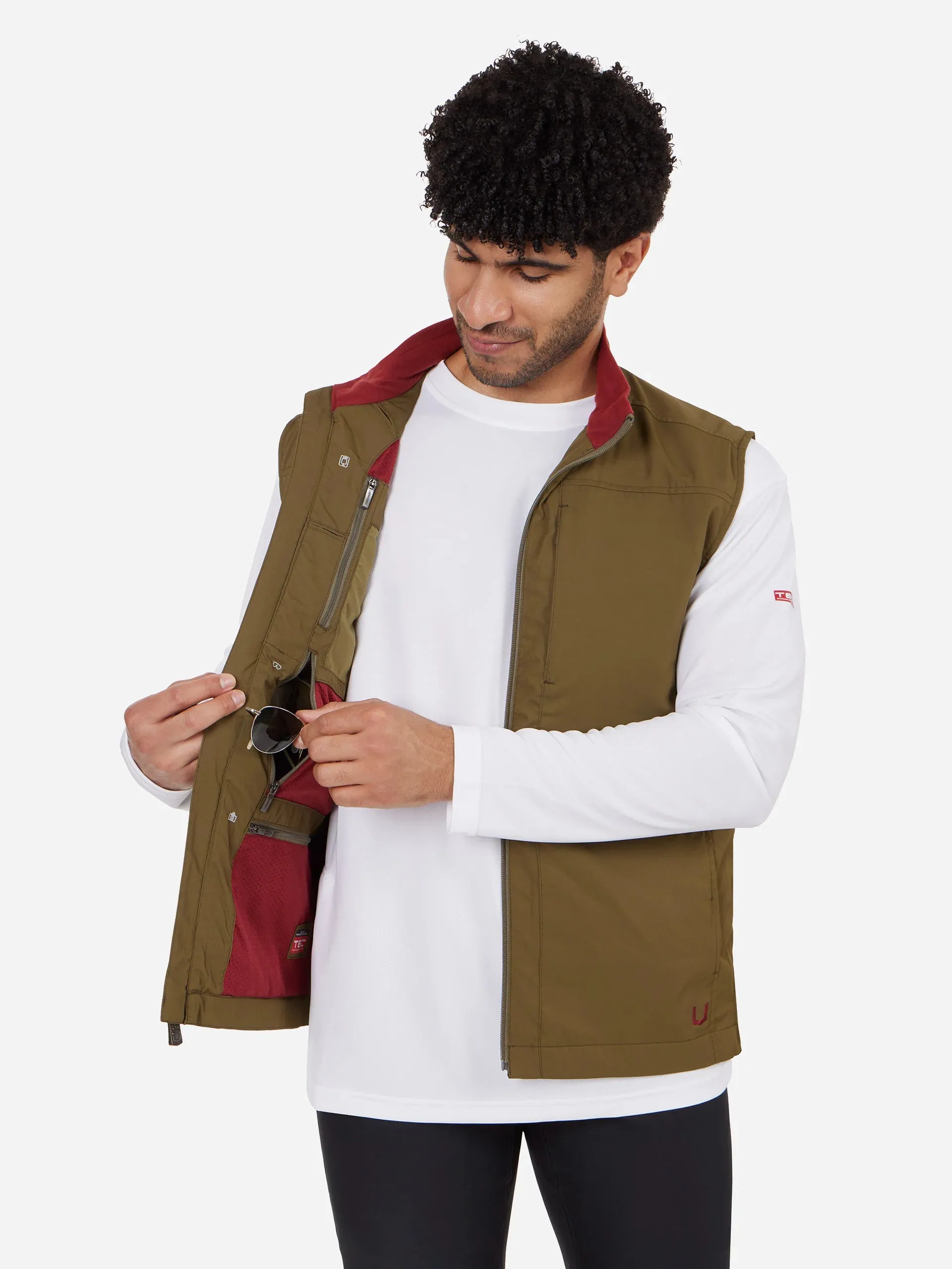 ScotteVest Best Travel Vest For Men